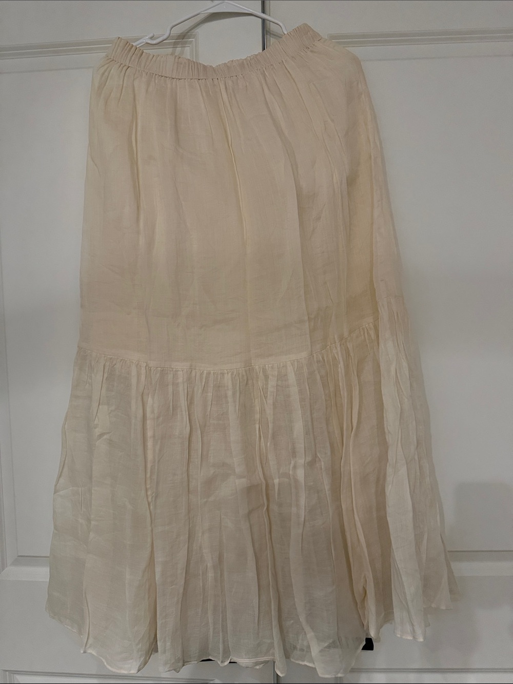 Banana Republic Ivory Tiered Women's Maxi Skirt